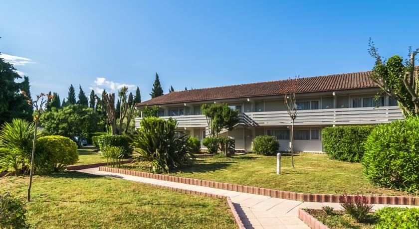 Campanile Nimes Sud - Hotel 3*