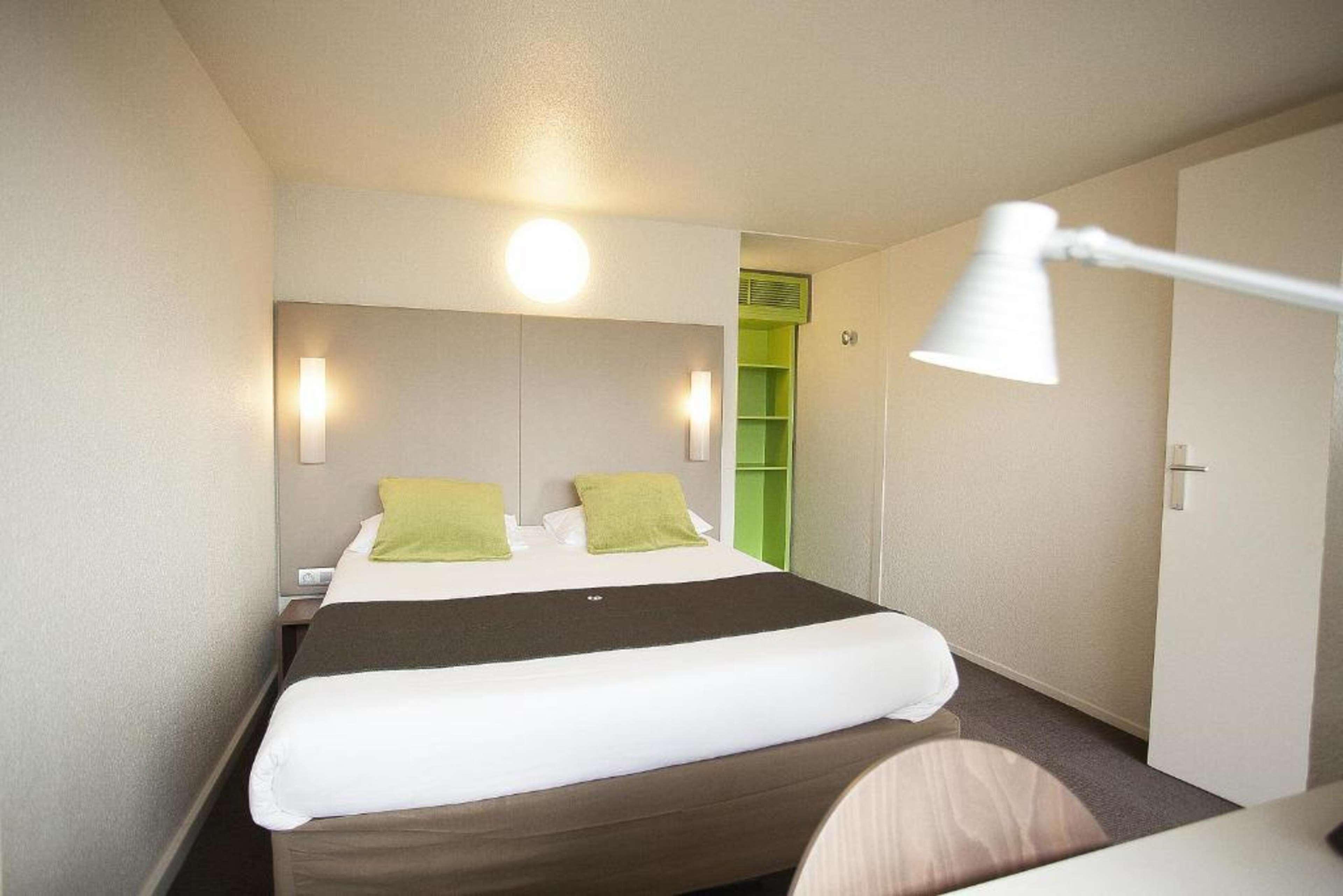 Campanile Nimes Sud - 3* Caissargues